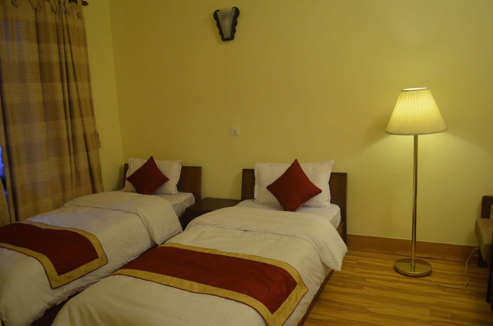 Potala Tourist Home 加德满都 外观 照片