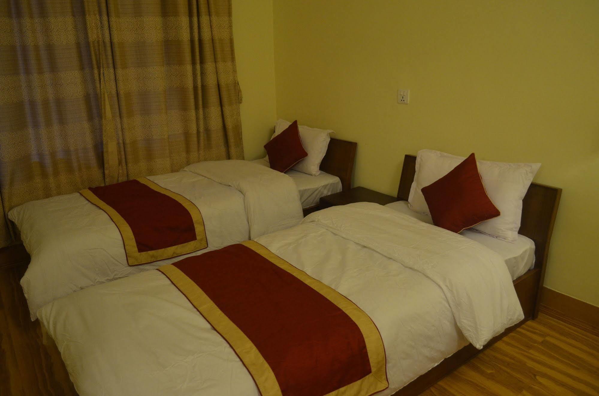 Potala Tourist Home 加德满都 外观 照片